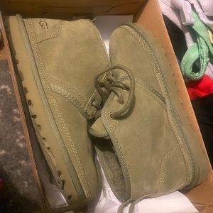 New ugg boots